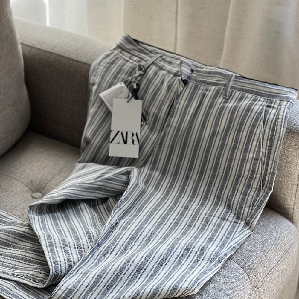 Blue & White Striped Pants. Mens 29